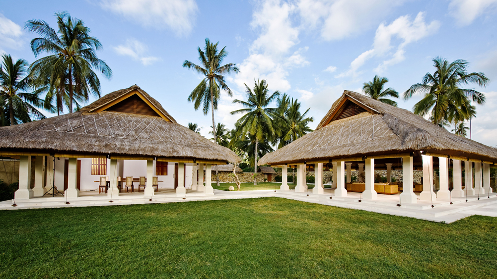 Villa Sepoi Sepoi - View of dining room and sitting room from the Sea Breeze room